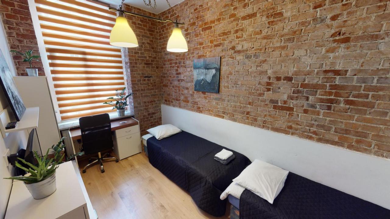 Studio Lofty Komuny Paryskiej 62 Wroclaw Exterior photo
